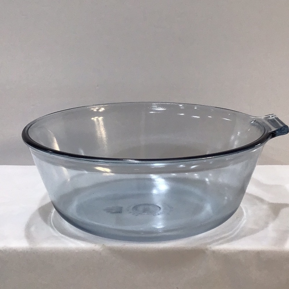 1930’s PYREX Blue Flameware # 833 EUC